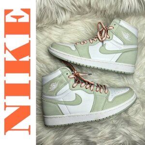 NIKE Air Jordan‎ 1 High OG "Seafoam" Sneakers, Size 8